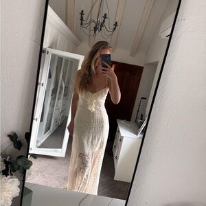 Elegant Cream Lace Dress